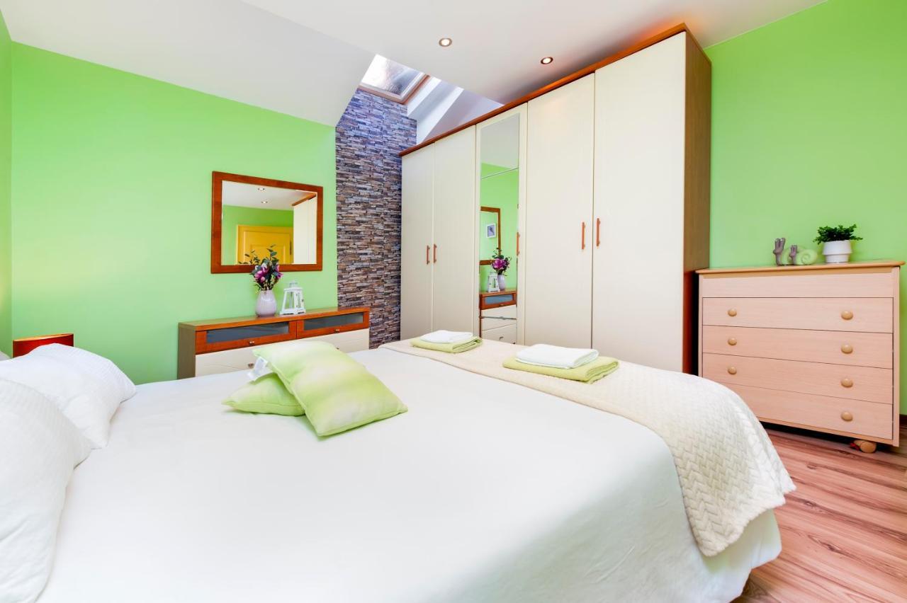Ap Downtown Apartment Rovinj Exterior foto